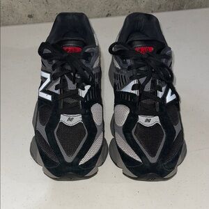 New Balance Black and Silver Athletic Shoes